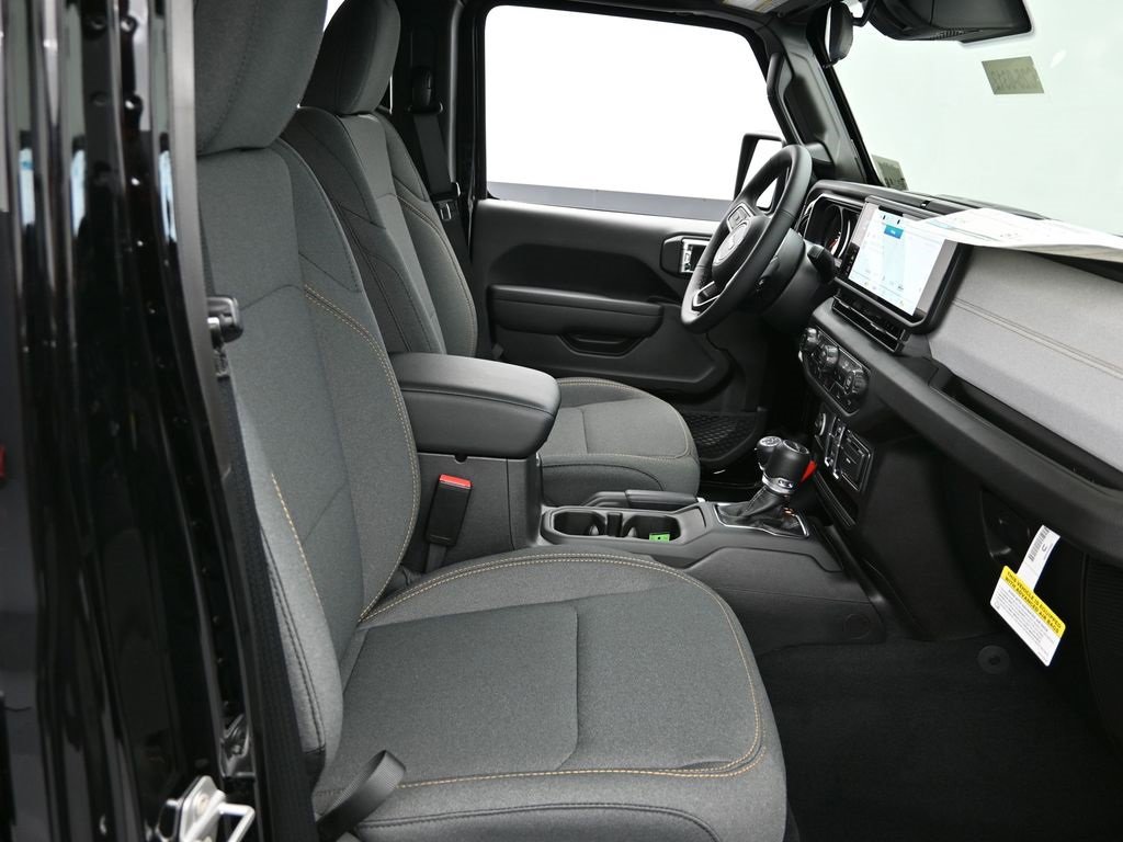 New 2025 Jeep Gladiator Sport image 19