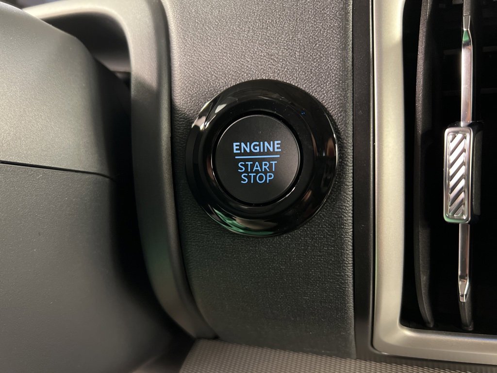 New 2025 Ford Expedition Active image 19