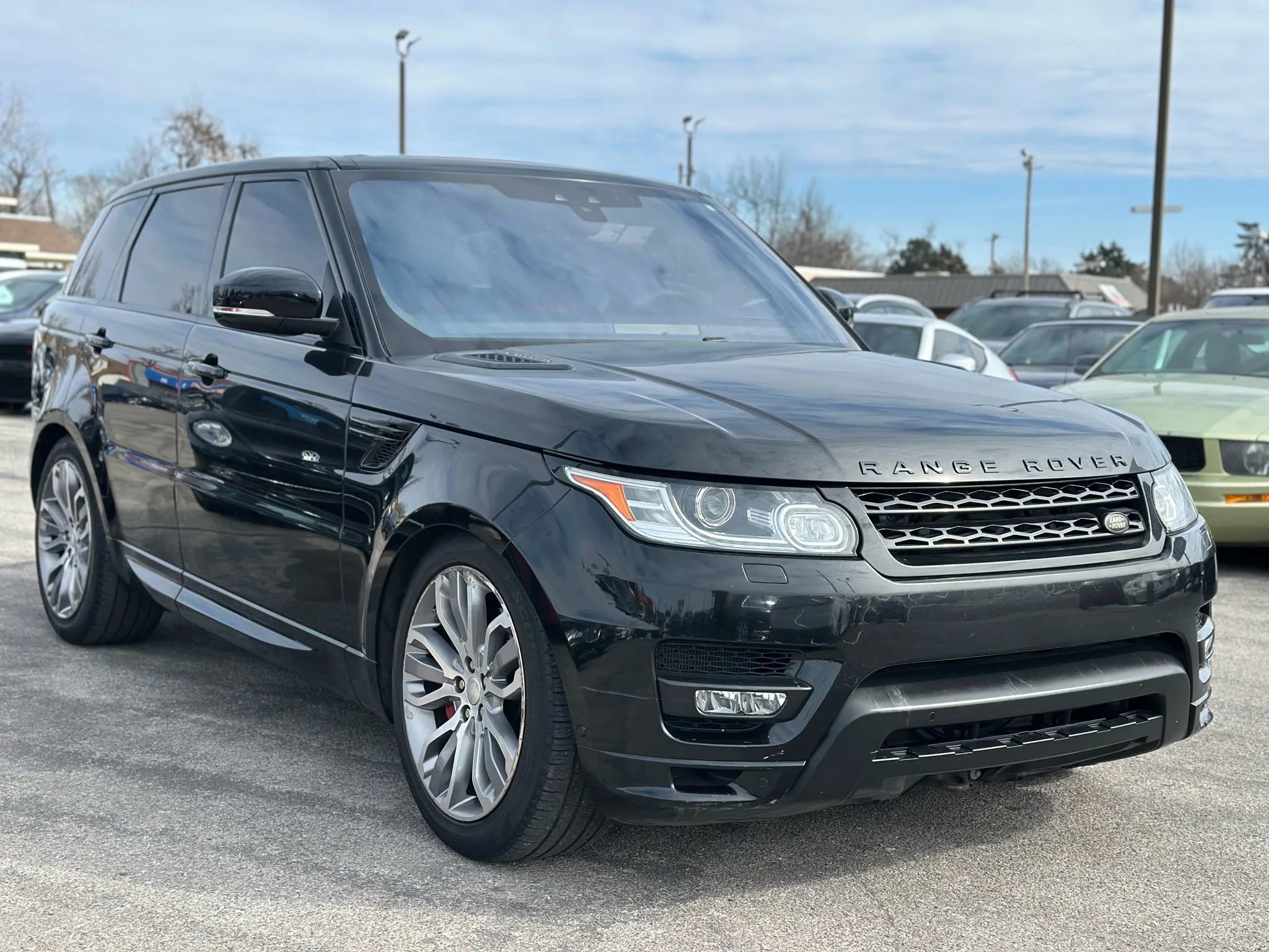 Used 2017 Land Rover Range Rover Sport HSE Dynamic AWD/4WD image 4