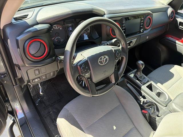 Used 2020 Toyota Tacoma SR AWD/4WD image 15