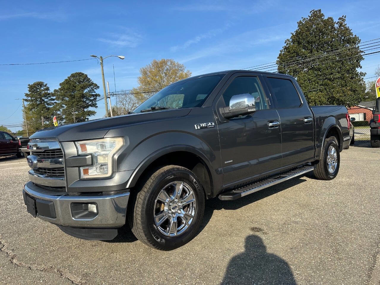 Used 2016 Ford F150 Lariat w/ Equipment Group 502A Luxury RWD image 8