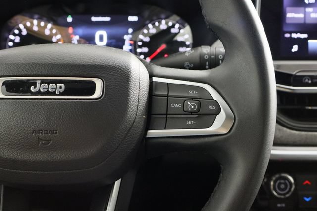 Used 2024 Jeep Compass Latitude AWD/4WD image 10