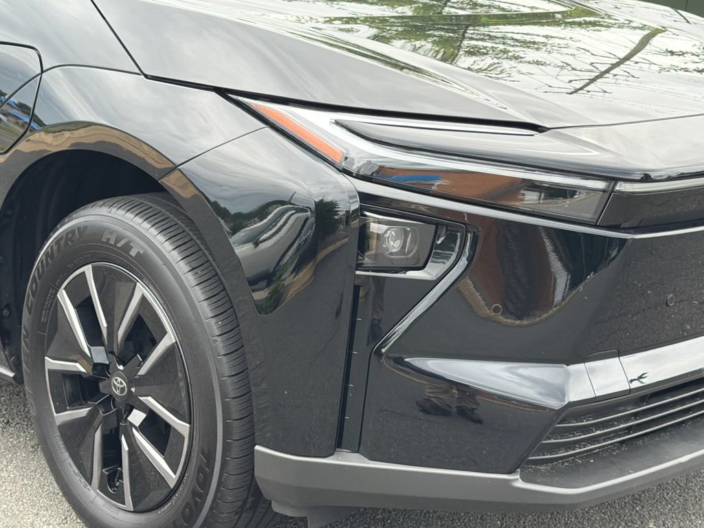 New 2026 Toyota bZ FWD image 11