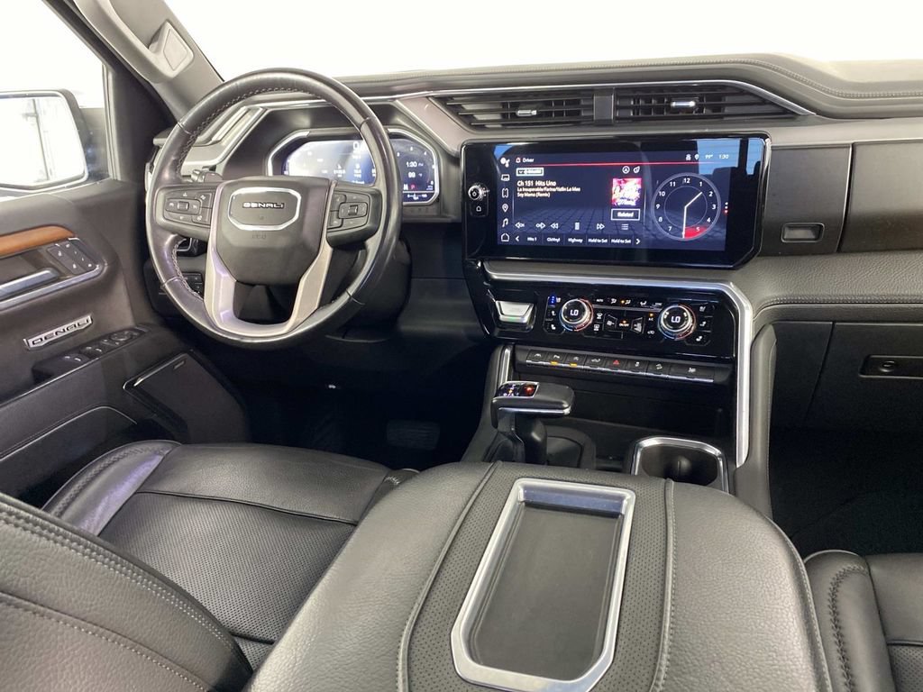 Used 2022 GMC Sierra 1500 Denali AWD/4WD image 16