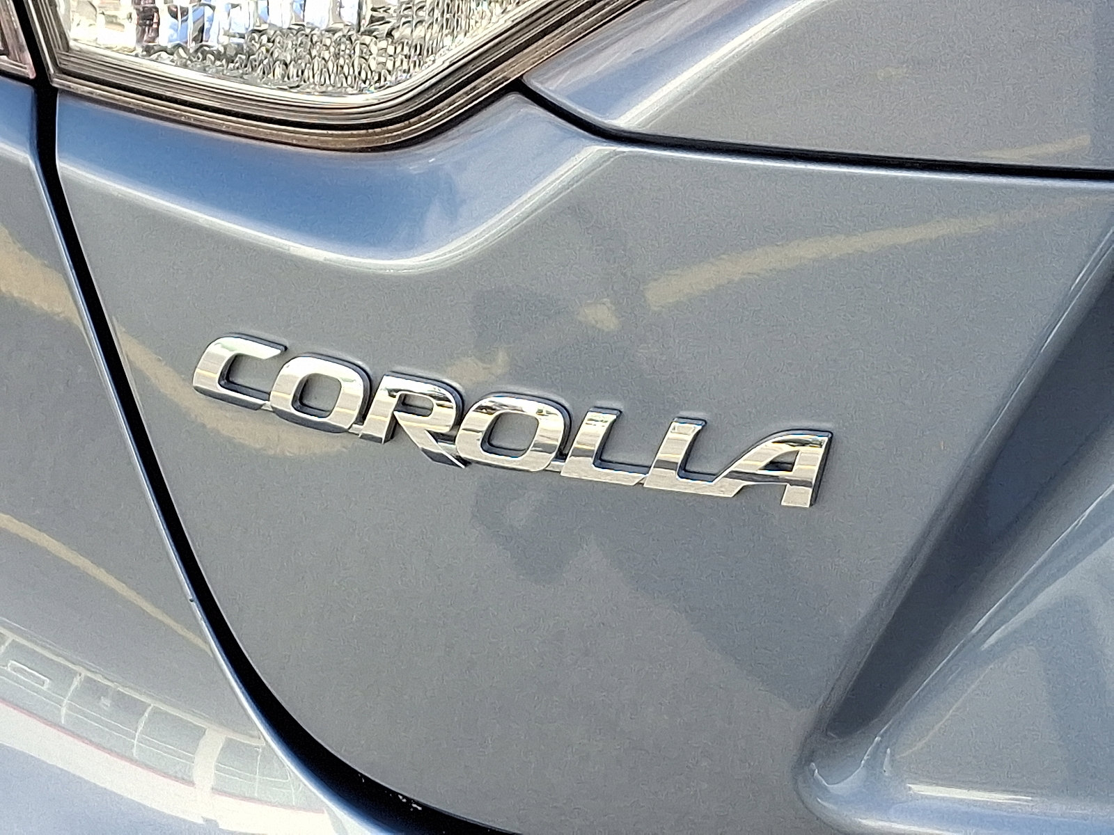 Used 2020 Toyota Corolla LE image 30