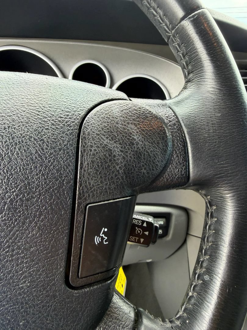 Used 2013 Toyota Sequoia SR5 RWD image 22