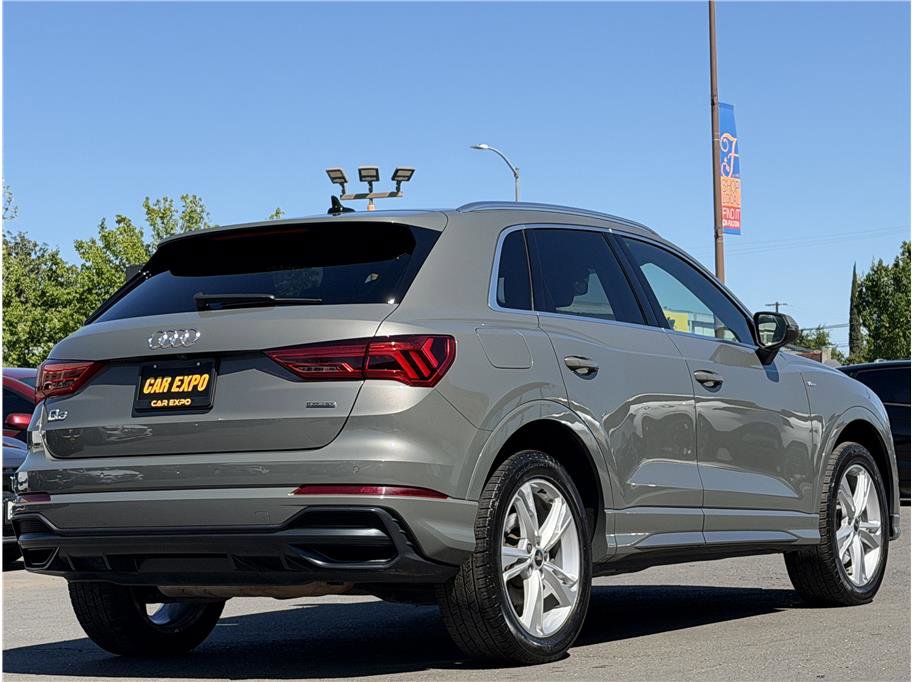 Used 2021 Audi Q3 2.0T Premium w/ Convenience Package AWD/4WD image 25