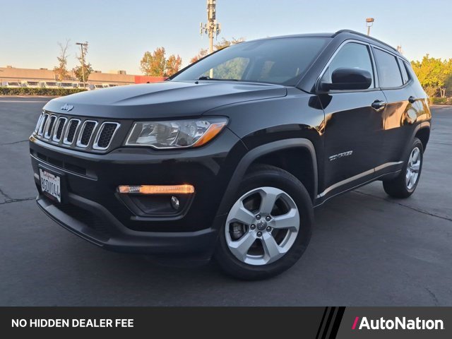 Used 2018 Jeep Compass Latitude AWD/4WD image 1
