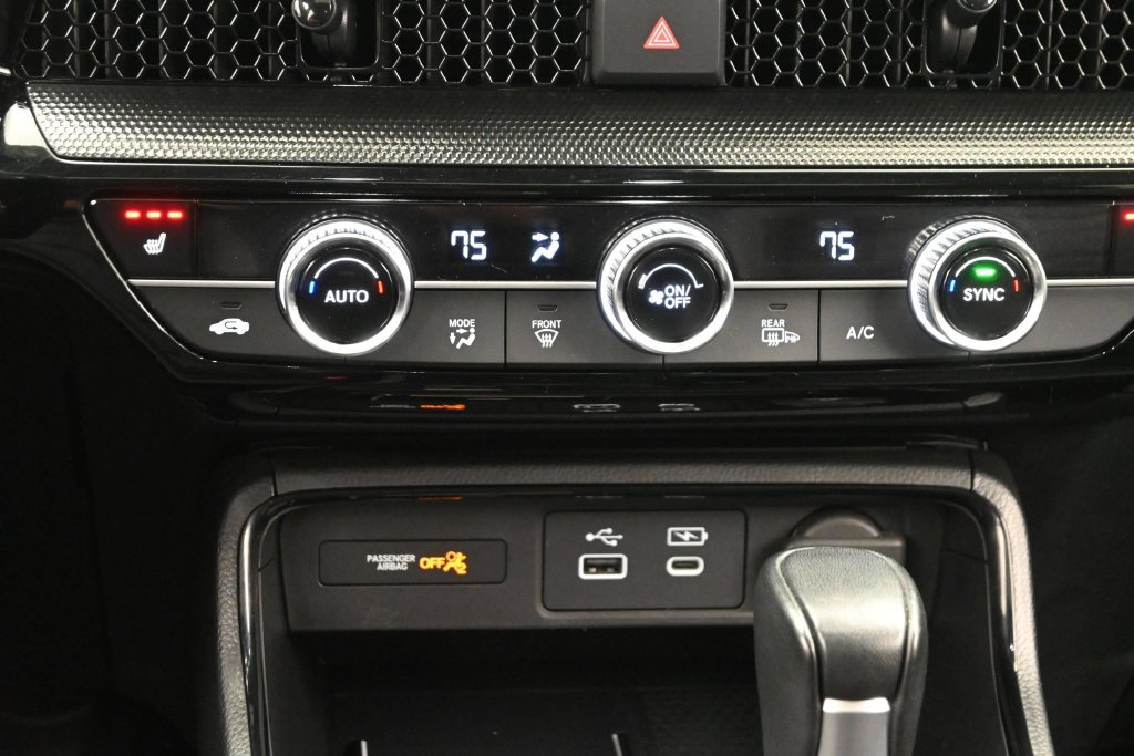Used 2025 Honda CR-V EX-L image 17