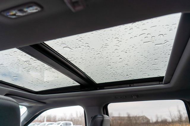 Used 2023 Ford F150 Lariat image 11