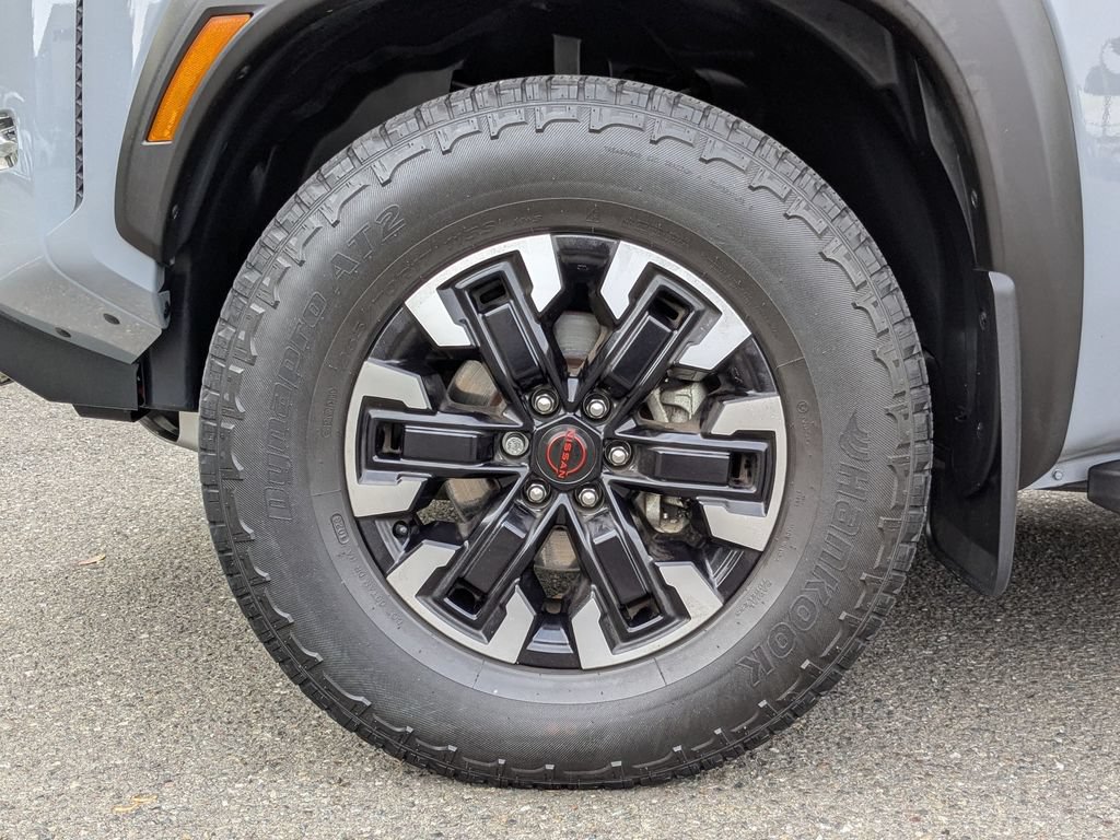 Used 2023 Nissan Frontier PRO-4X w/ Pro Convenience Package AWD/4WD image 9