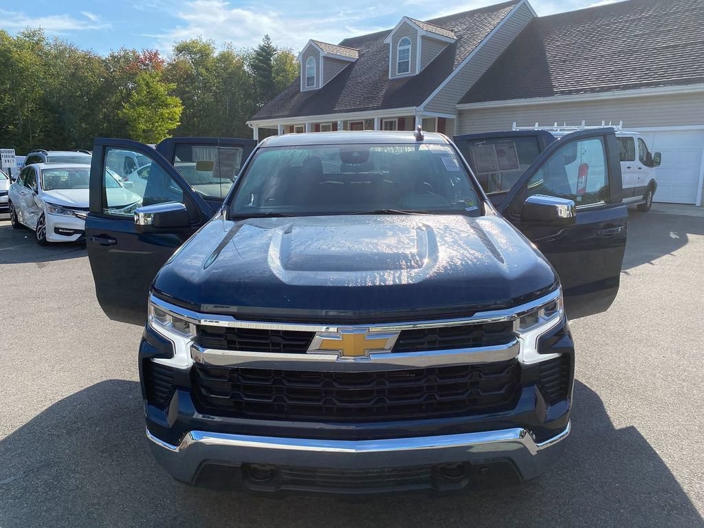 Used 2022 Chevrolet Silverado 1500 LT w/ Protection Package AWD/4WD image 30