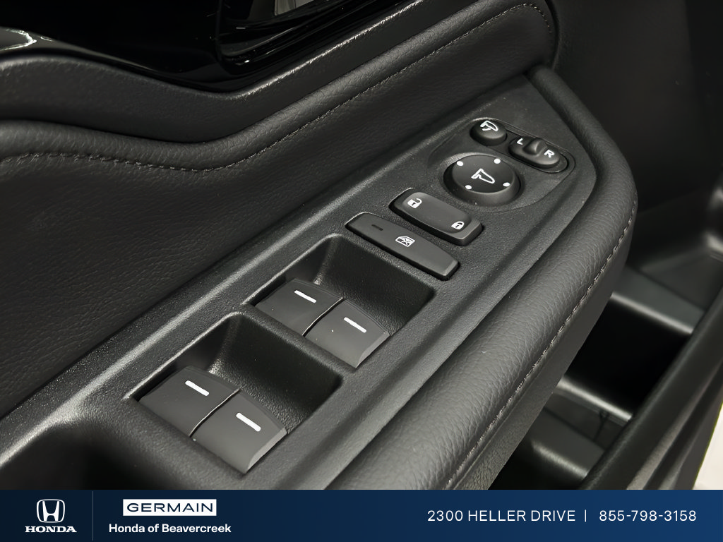 Used 2025 Honda Odyssey Elite image 13