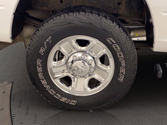 Used 2018 RAM 3500 Tradesman w/ Chrome Appearance Group AWD/4WD image 39
