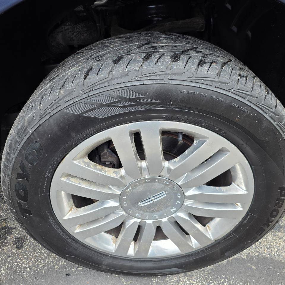 Used 2014 Lincoln Navigator 4WD image 14