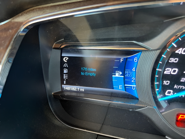 Used 2013 Ford Taurus Limited FWD image 8