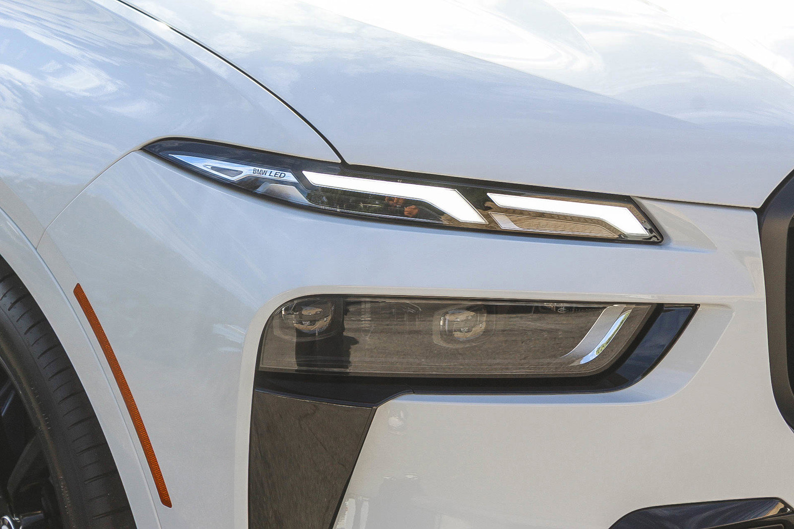 New 2026 BMW X7 xDrive40i w/ M Sport Package image 8