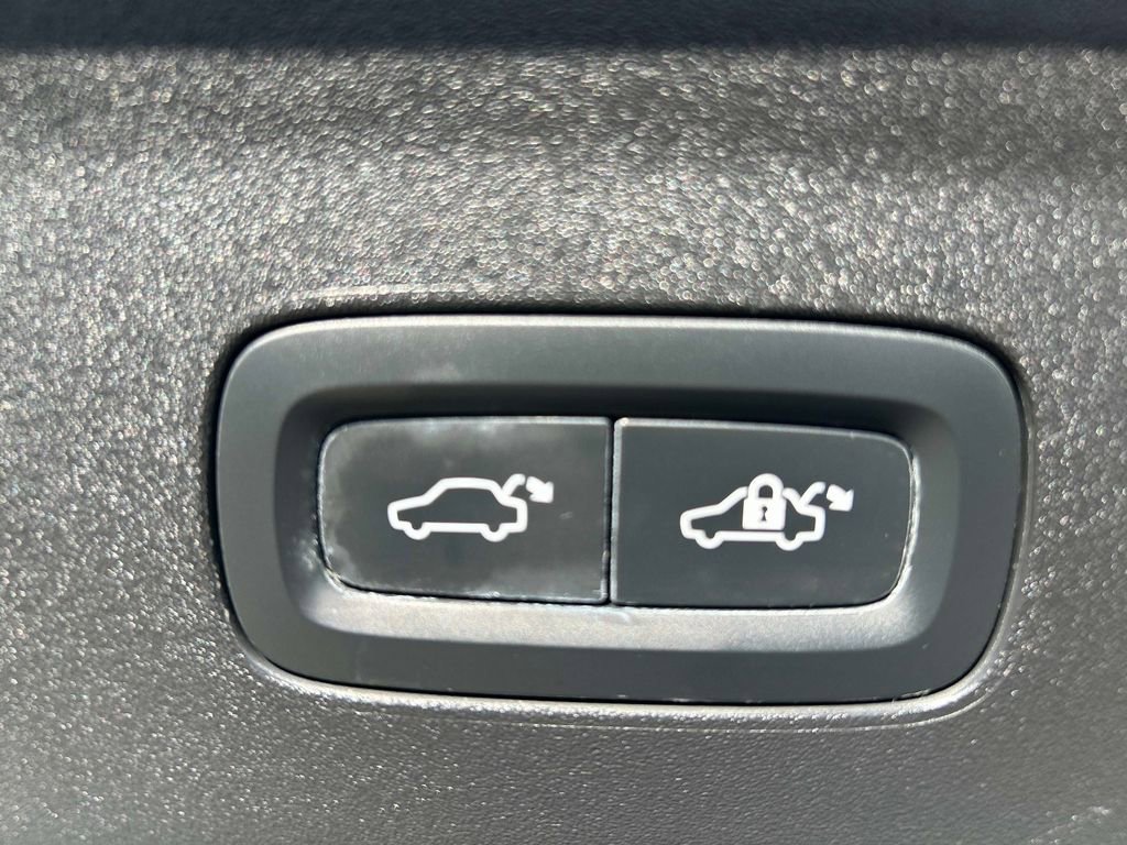 Used 2024 Polestar Polestar 2 image 13