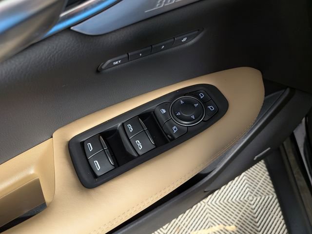 Certified 2024 Cadillac XT5 Sportv w/ Platinum Package AWD/4WD image 16