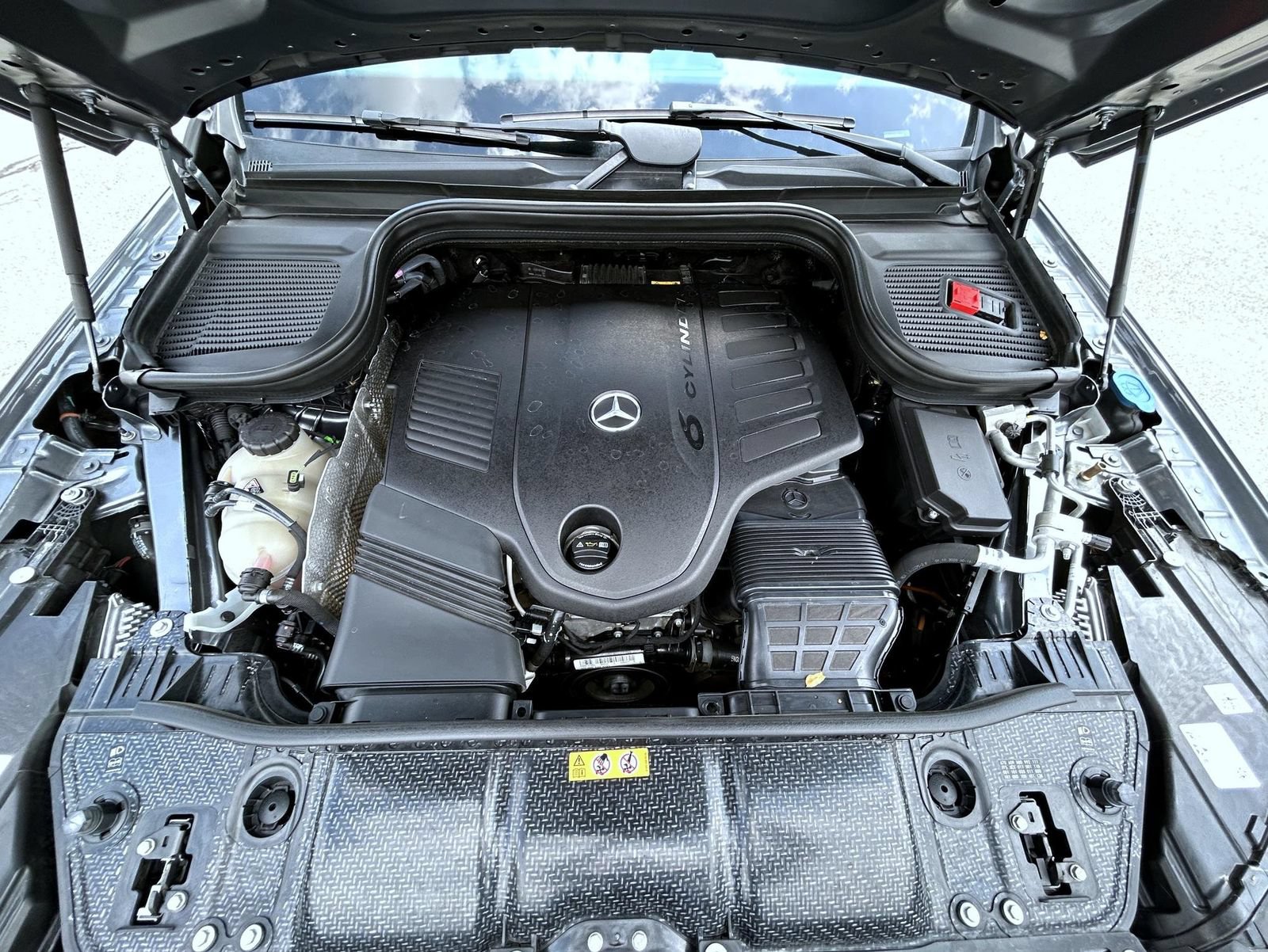 Used 2021 Mercedes-Benz GLS 450 4MATIC image 26