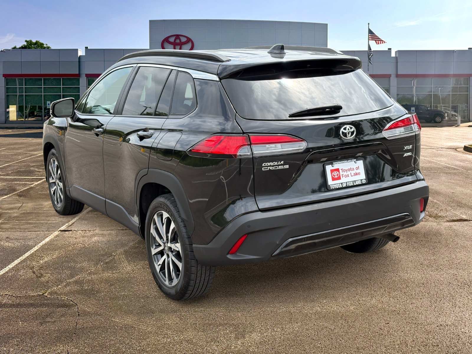 Used 2024 Toyota Corolla Cross XLE AWD/4WD image 3