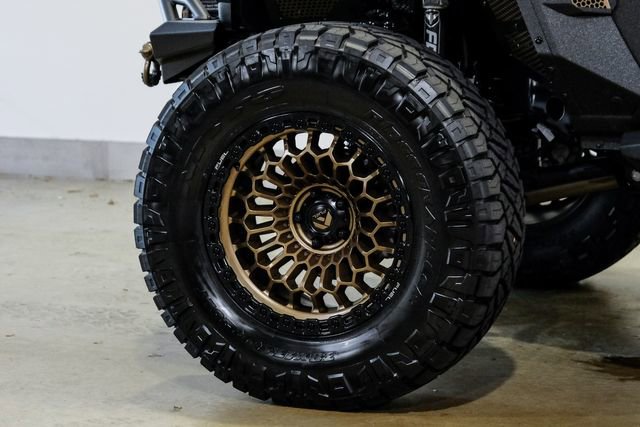 Used 2025 Jeep Gladiator Rubicon w/ Safety Group AWD/4WD image 14