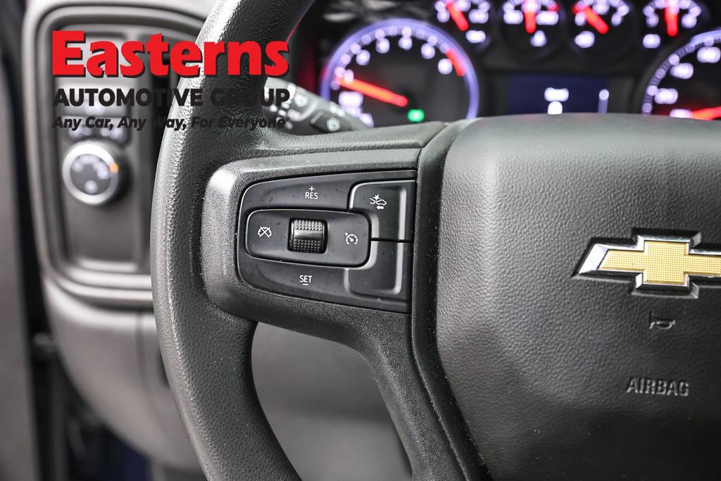 Used 2023 Chevrolet Silverado 1500 Custom RWD image 15