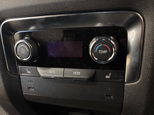 New 2026 Chevrolet Suburban High Country w/ Sun And Tow Package image 20