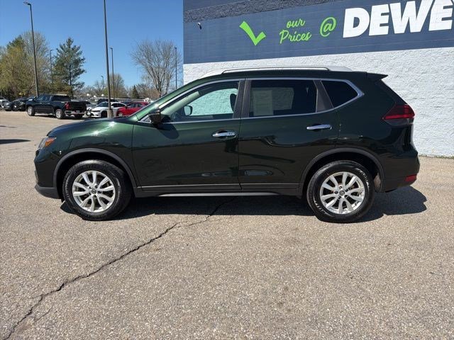 Used 2018 Nissan Rogue SV AWD/4WD image 2