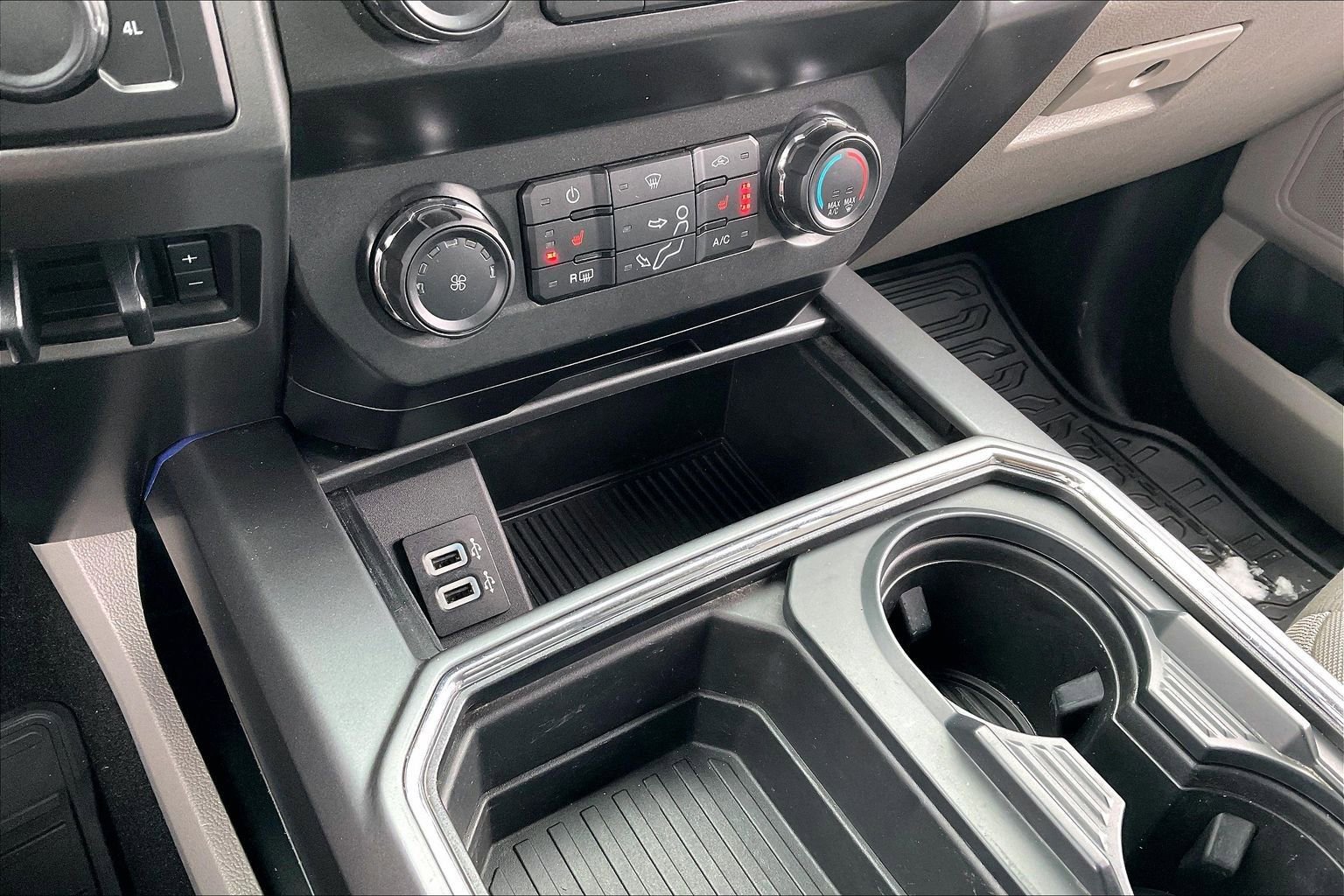 Used 2019 Ford F250 XLT w/ XLT Premium Package image 24