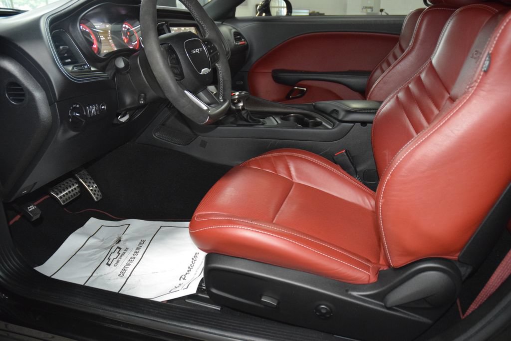Used 2023 Dodge Challenger SRT Hellcat w/ Driver Convenience Group RWD image 39