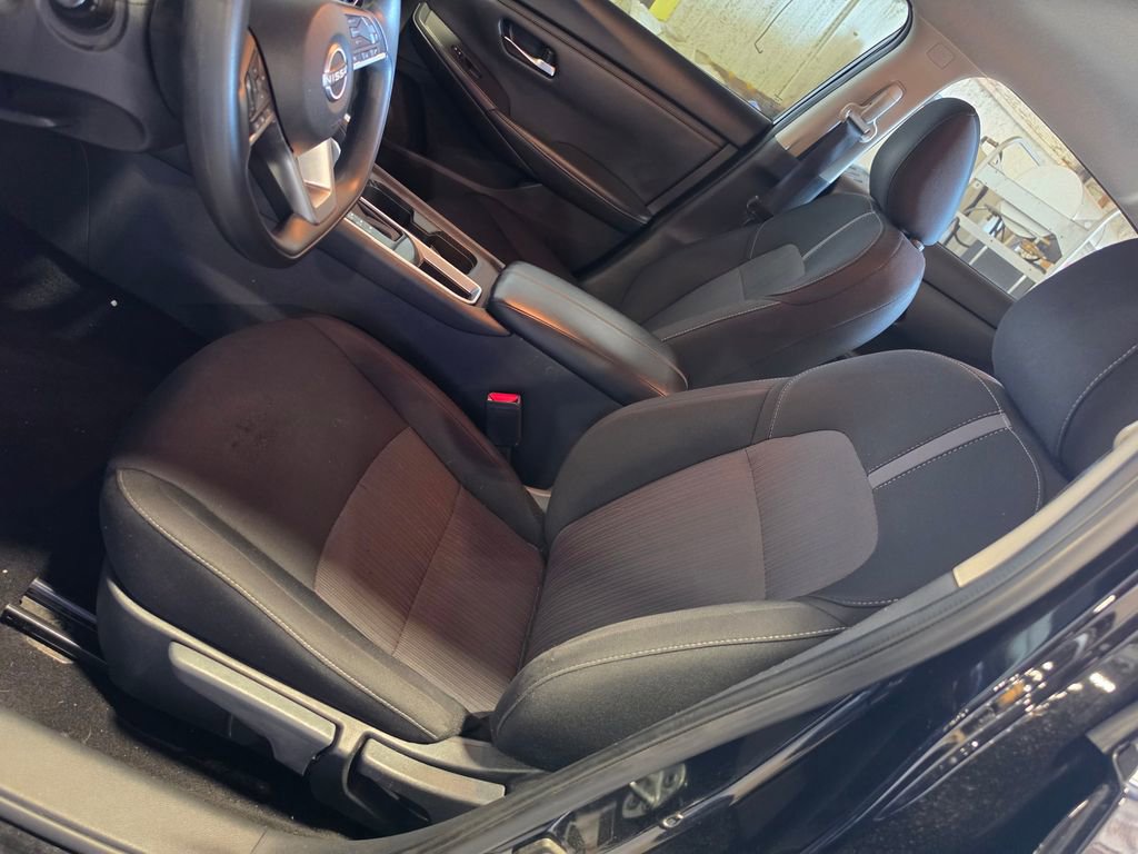 Used 2024 Nissan Sentra SV image 6