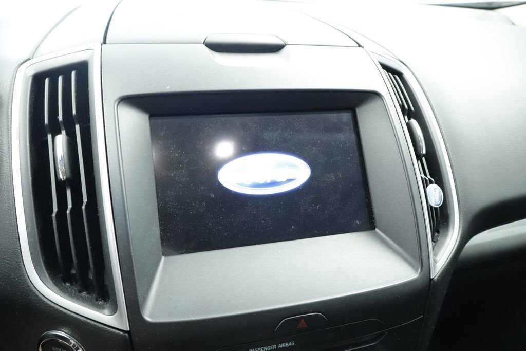 Used 2018 Ford Edge SEL w/ Equipment Group 201A AWD/4WD image 29
