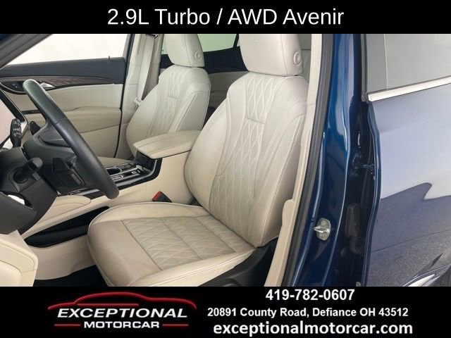 Used 2023 Buick Envision Avenir AWD/4WD image 33