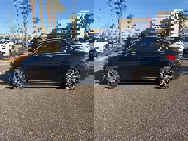Used 2016 Mercedes-Benz C 300 Sedan image 3