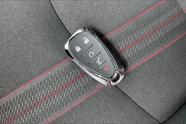 Used 2024 Chevrolet Equinox RS w/ LPO, Floor Liner Package FWD image 11