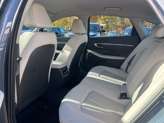 Used 2025 Hyundai Sonata SEL FWD image 23