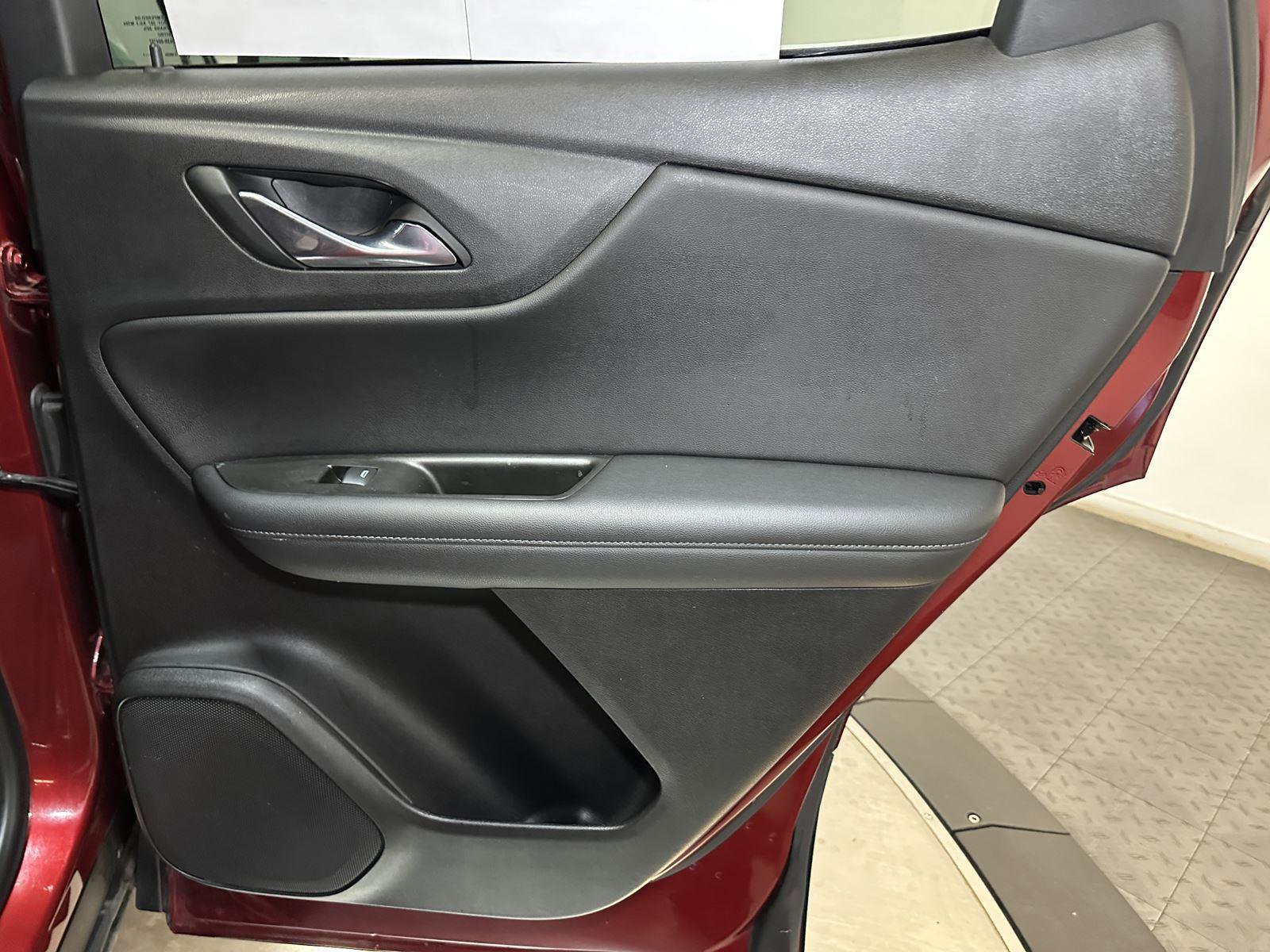 Used 2021 Chevrolet Blazer LT AWD/4WD image 34