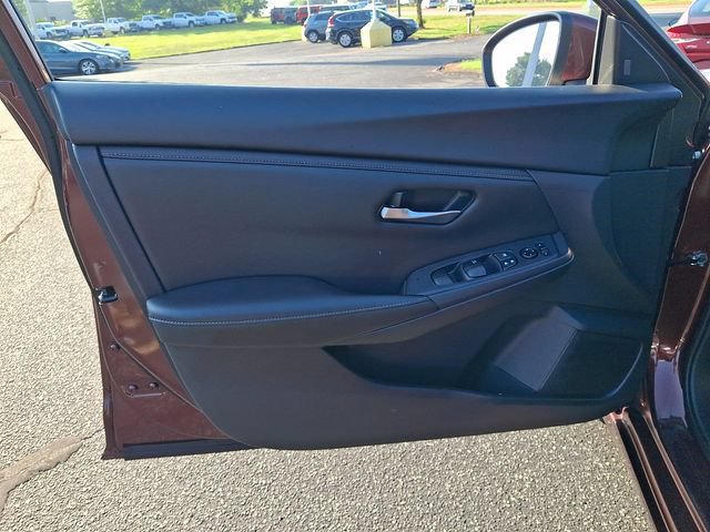 Used 2024 Nissan Sentra SV FWD image 12