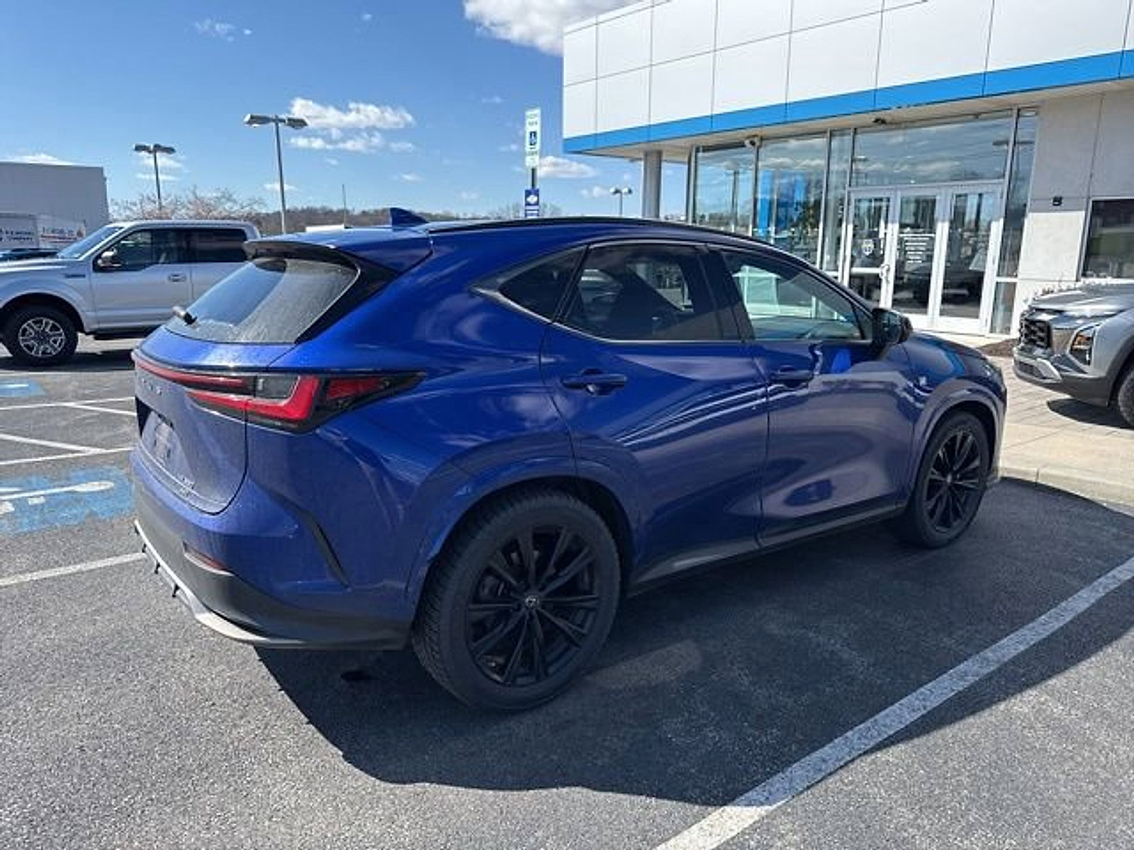 Used 2023 Lexus NX 350 F Sport image 9