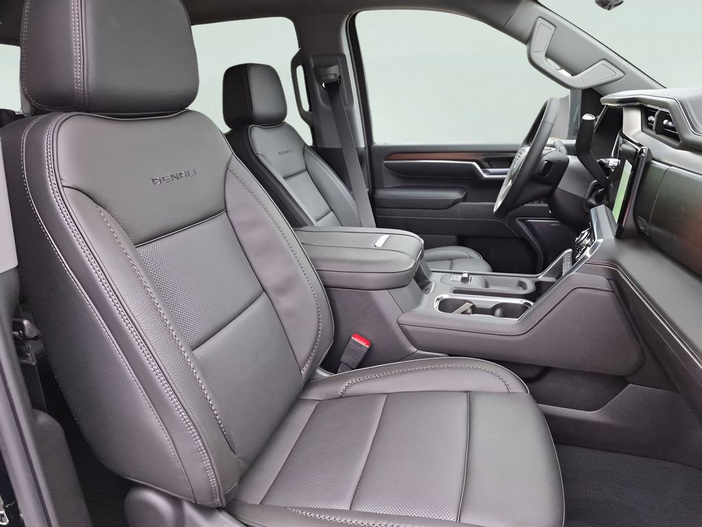 New 2026 GMC Sierra 2500 Denali w/ Denali Reserve Package AWD/4WD image 36