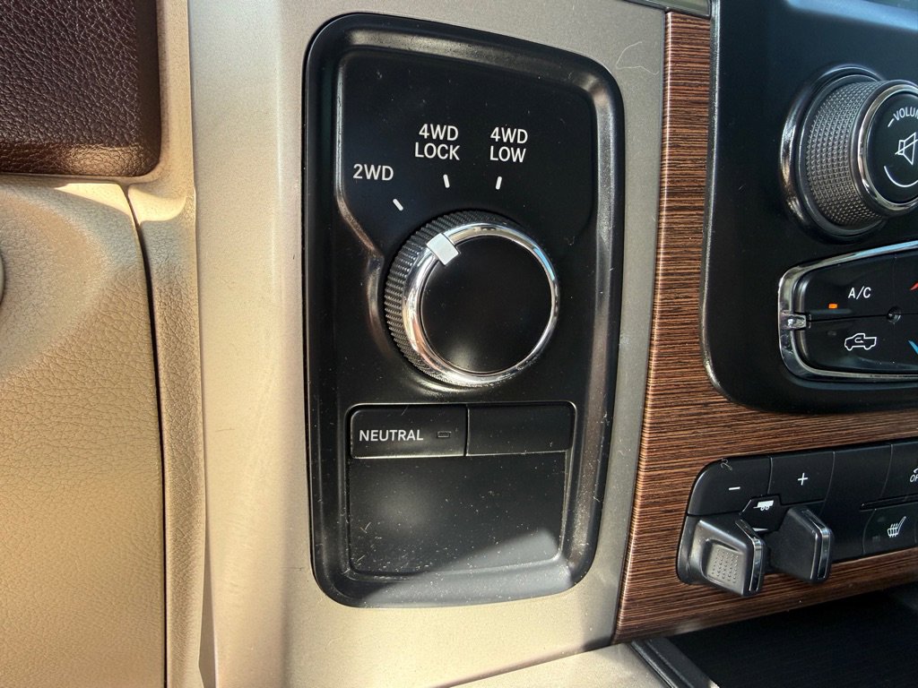 Used 2016 RAM 2500 Laramie AWD/4WD image 34