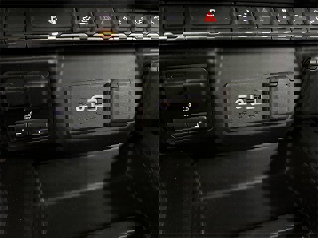 Used 2022 Chevrolet Silverado 1500 LT Trail Boss w/ LT Trail Boss Premium Package image 35