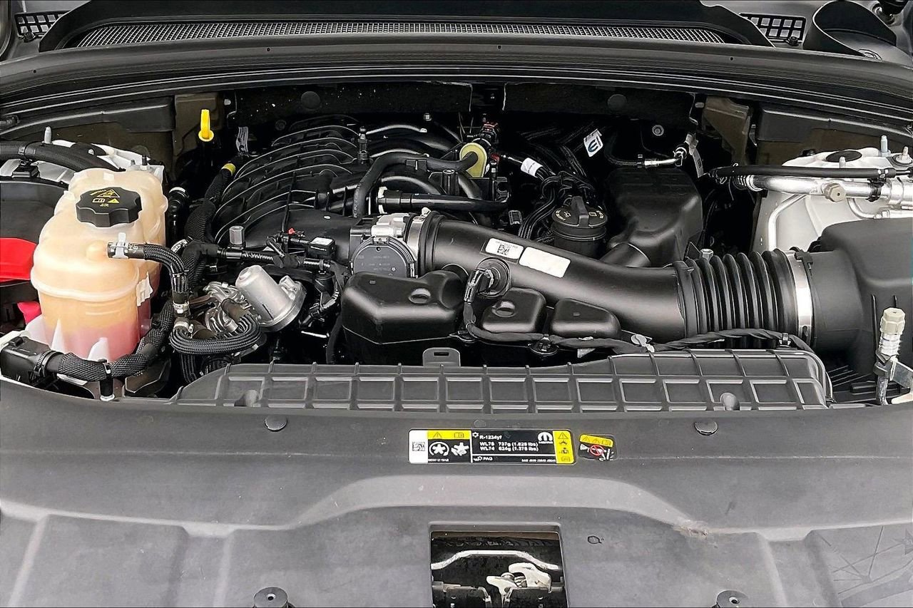 Certified 2022 Jeep Grand Cherokee L Laredo image 38