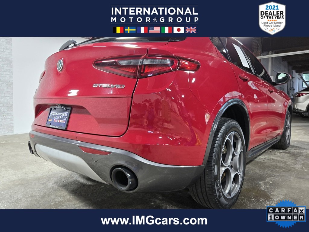 Used 2022 Alfa Romeo Stelvio Ti image 44