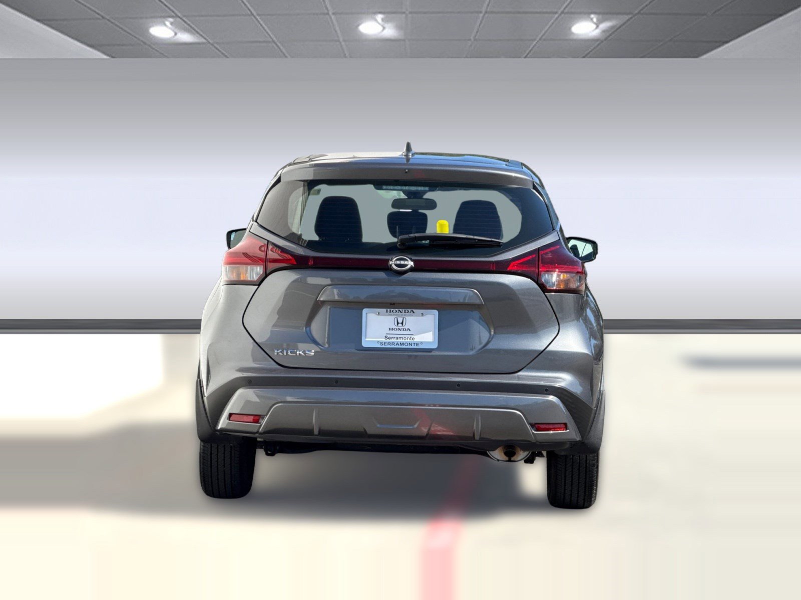 Used 2023 Nissan Kicks S image 9