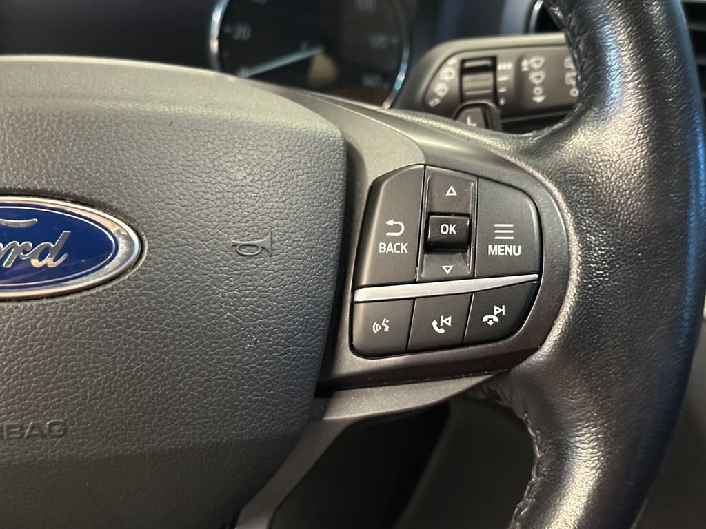 Used 2020 Ford Explorer XLT w/ Equipment Group 202A AWD/4WD image 12