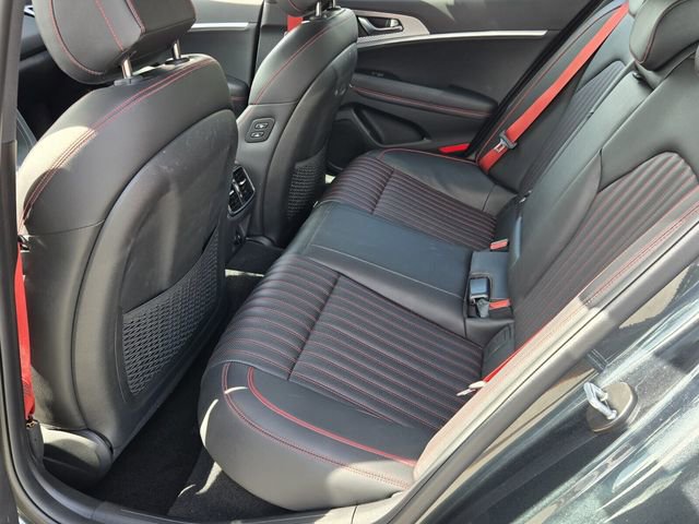 Used 2023 Genesis G70 2.0T w/ Sport Prestige Package RWD image 11