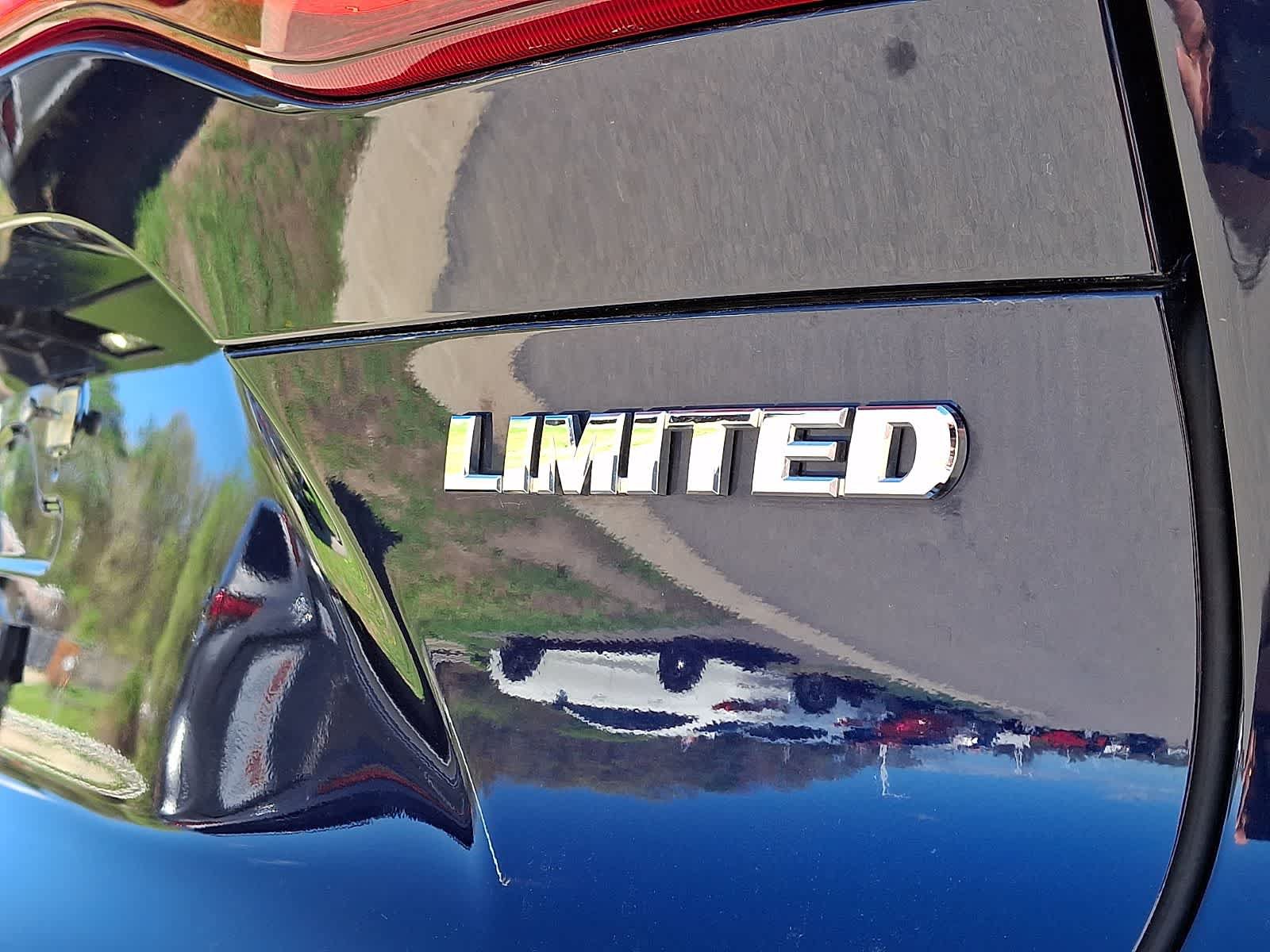 Certified 2023 Toyota Venza Limited AWD/4WD image 34