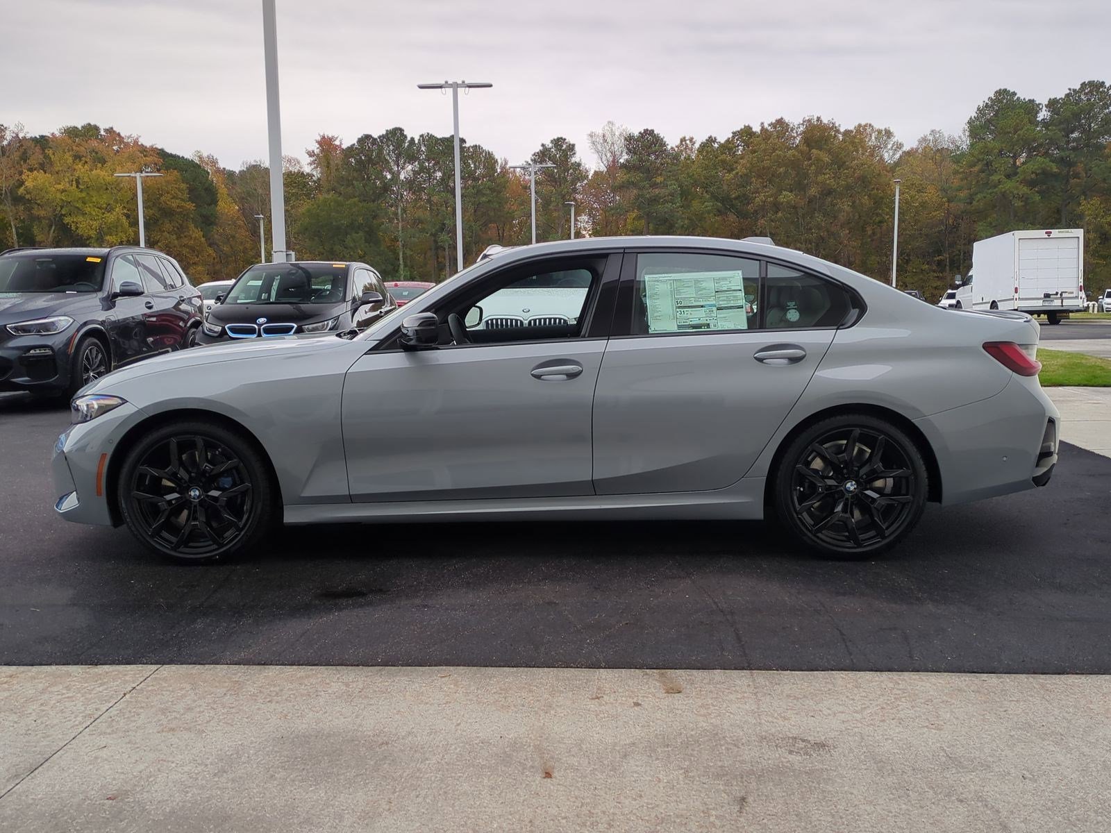 Certified 2026 BMW 330i Sedan w/ M Sport Package image 7